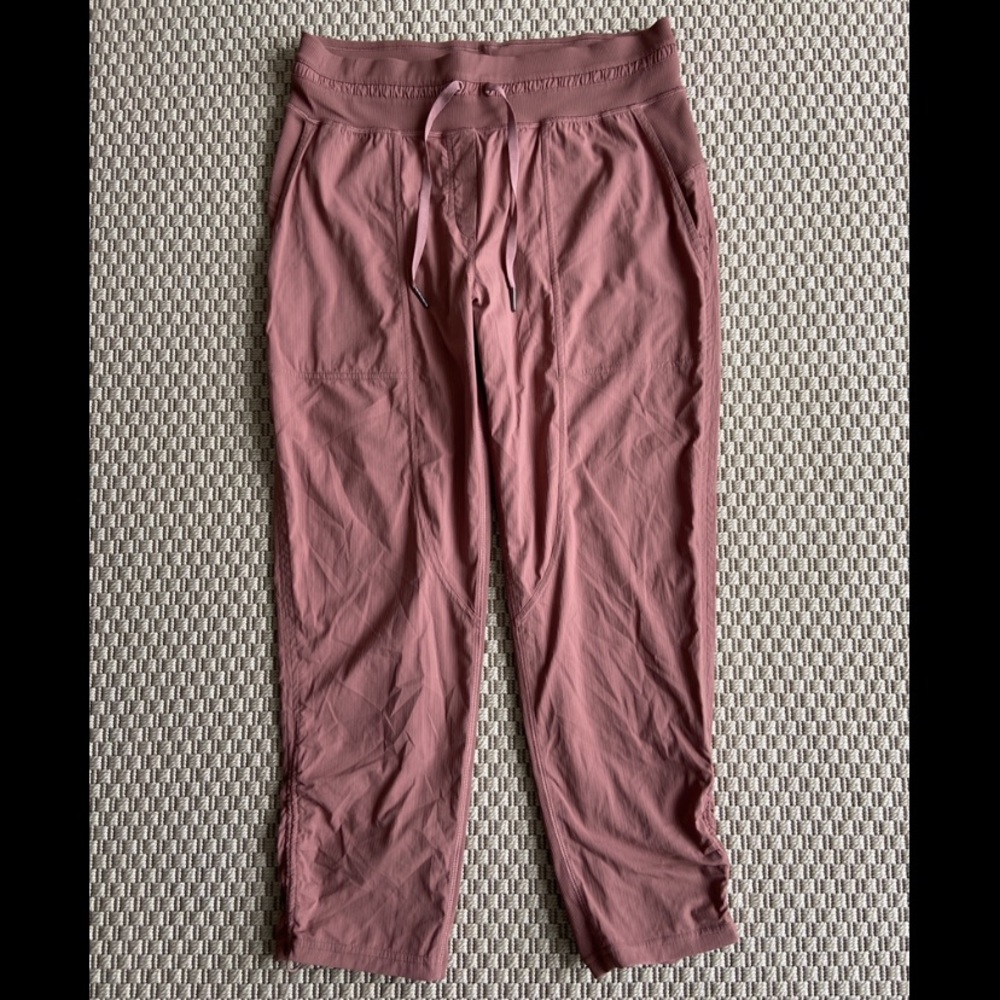 Lululemon pants - Picture 1 of 4
